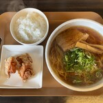 麺屋 やまひで - 極ラーメンセット（中華そば）