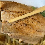 麺屋 やまひで - チャーシューリフト