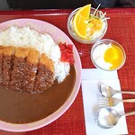 マルミ屋 - 料理写真:カツカレー
