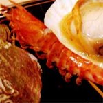 海鮮 徳寿 - アワビ・サザエ以外にもその日においしい各種海鮮を品ぞろえ。すべて活きにこだわっています。