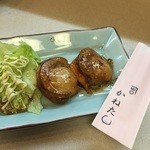 かねた丸 - ホタテのバター焼き。正式にはヒモ、肝はつかないそうです。