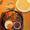 Holo - 目玉焼きハンバーグ ライス大盛 エビフライ1