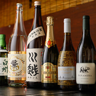 生ビールやハイボール、日本酒やワインまでドリンクも充実◎