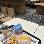 マクドナルド - 