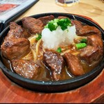 九蔵 - まだまだ肉を食らうのです
