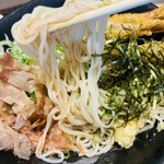 資さんうどん - 麺リフト