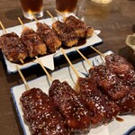 鳥楽 - 鶏串カツ　味噌　ソース
