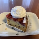 エチエンヌ - しっとり苺の焼きケーキ本体価格630円