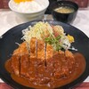 味の店 一番 - 特大ロースカツ定食(1,300円)
ロースカツ150g
ご飯･味噌汁･漬物付き