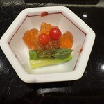 吉凰 はなれ - ジュレの酸味が最高！下にカニがいました♪