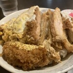 森の茶屋 - この迫力！