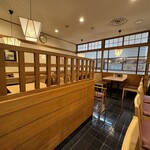 とんかつ美とん - 美とん 店内