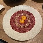 ユッケ 焼肉 生サムギョプサル 手打ち冷麺 ハヌリ - 