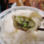 Hidakaya - W（ダブル）餃子定食　620円
      
      　餃子10個・唐揚げ2個・ライス・スープ付き
      
      