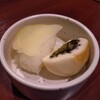 門前酒場山里 - お通し（沢庵寿司＆おやき）