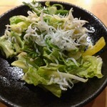 鈴木水産 - しらすサラダ
