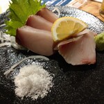 鈴木水産 - 料理写真:ぶり藁焼き、ぶ厚いっ!!