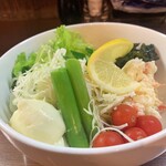 海鮮処 横手屋 - サラダ盛合（ハーフ）