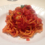 ラ スフォリーナ - 魚介のトマトソース