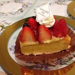 銀河堂1890 Sweets&Bakery - いちごタルト　700円