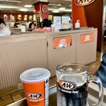 A&W - ウーロン茶S@200
コンボのルートビアR(お代わり自由)