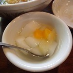 中華家庭料理 雲海 - 【2015年2月】ランチセットのデザート