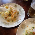 中華家庭料理 雲海 - 【2015年2月】ランチCセット（700円）（エビチャーハン＋半ラーメン）＆（エビチャーハン＋半台湾麺）