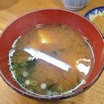 天三 - 豆腐と若芽の味噌汁