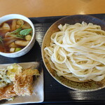 武蔵野うどん 竹國 - 料理写真:肉汁うどん（1150円）