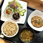 元氣亭 - 本日のお食事　旬の野菜を使った元氣亭定番の日替わりランチ