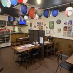 Nova-ろんちゃん - 鉄板を囲んで楽しむ、あたたかい雰囲気の店内