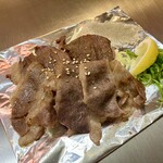Nova-ろんちゃん - 広島名物コウネ、旨みと脂の甘みが広がる贅沢な一皿