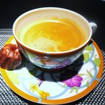 エクアトゥール - コーヒー、カヌレ