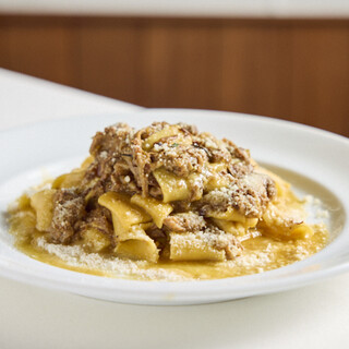 素材の持ち味を引き出す本格派◎旬の食材やチーズにこだわり