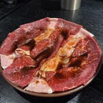 広尾 大衆焼肉 暴飲暴食 - 