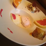 スガッチィー - 