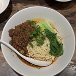 六坊担担面 - 