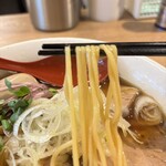 R+ 隠れ家すぎるラーメン屋 - 