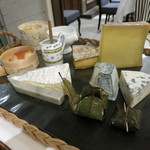 マノワール・ディノ - フロマージュのワゴンサービス