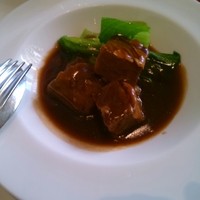 龍天門 - 牛肉の煮込み