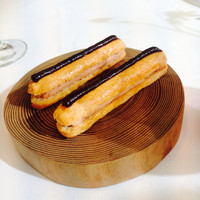プレヴナンス - 白鶏レバーのエクレアが美味でした。