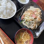 読谷山そば - 料理写真: