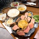 黒毛和牛とタンとハラミ 焼肉ごりちゃん - 