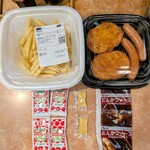 松屋 - 料理写真:倍盛りポテトフライ+ソーセージ&コロッケ460円がフェアで440円