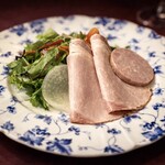 牛排館 Kitchen 飛驒 - ハムサラダ。