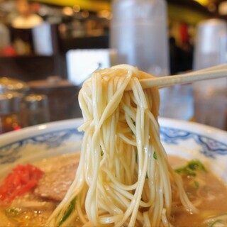 博多麺房 赤のれん_1