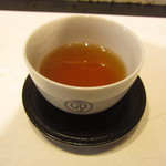 鶴屋吉信 - 香ばしい、煎り番茶。