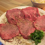 炭火焼肉ホルモン 徳臓 - 2015.2. ネギ塩タン