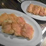 焼肉 ジャンボ - ホルモン＆ミノサンド