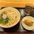 驛麺家 - 料理写真:かけうどん (税込)350円 と いなり寿司 (税込)130円 (2026.03.28)